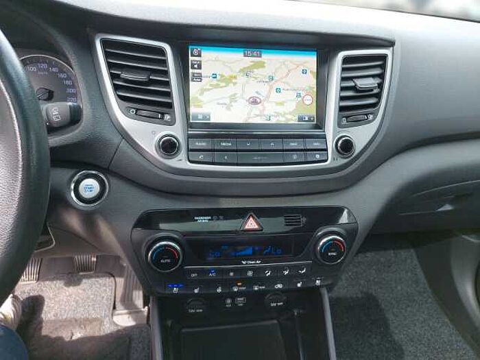 Hyundai Tucson Premium 4WD*LEDER*SHZG*SMART-KEY*