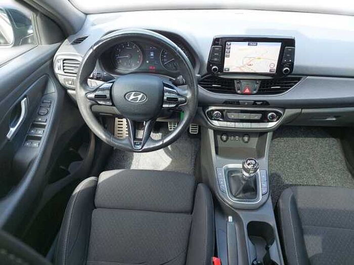 Hyundai i30 N Line*PANORAMADACH*NAVI*PDC