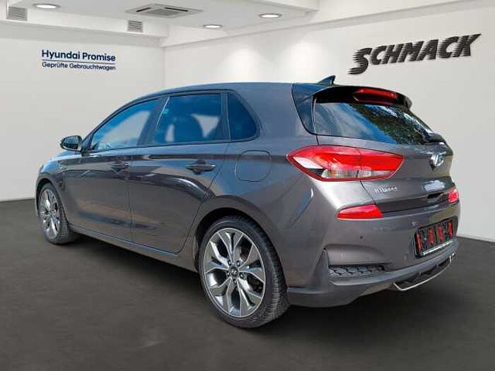 Hyundai i30 N Line*PANORAMADACH*NAVI*PDC