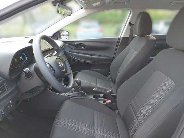 Hyundai i20 Select*SOFORT VERFÜGBAR*INKL.WINTERREIFEN