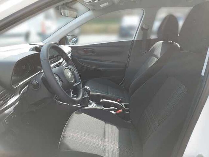 Hyundai i20 Select*SOFORT VERFÜGBAR*INKL. WINTERREIFEN