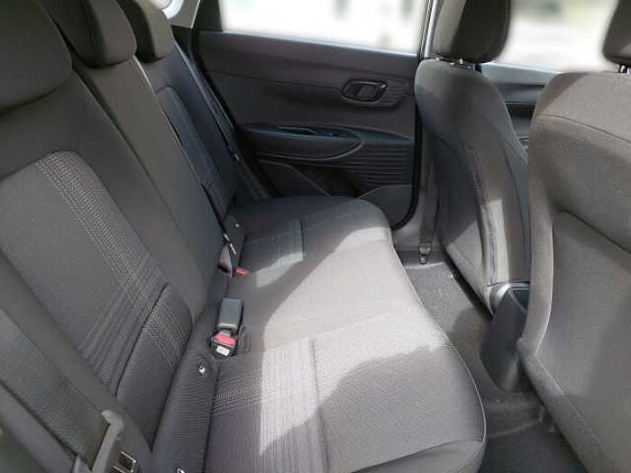 Hyundai i20 Select*SOFORT VERFÜGBAR*INKL. WINTERREIFEN