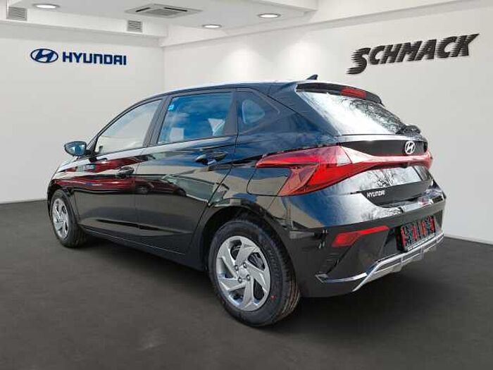 Hyundai i20 Select*SOFORT VERFÜGBAR*INKL. WINTERREIFEN
