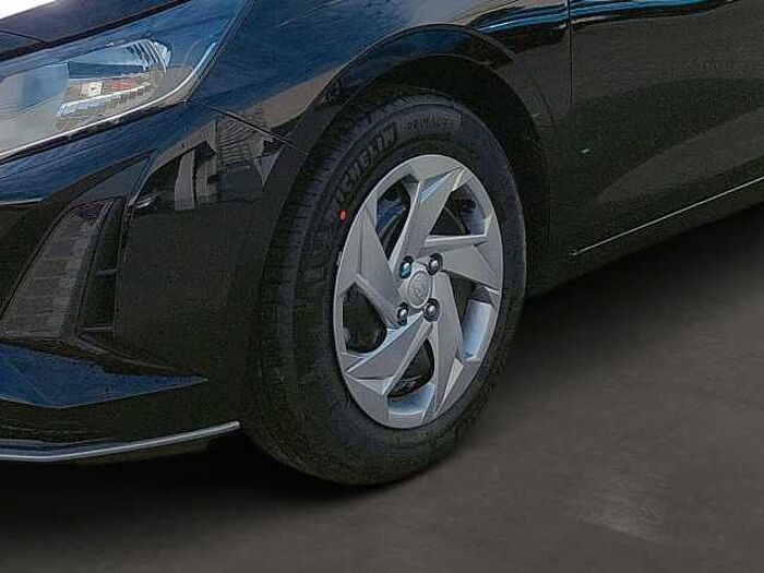 Hyundai i20 Select*SOFORT VERFÜGBAR*INKL. WINTERREIFEN