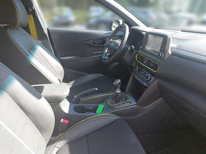 Hyundai Kona Advantage + 2WD*NAVI*PDC*KAMERA