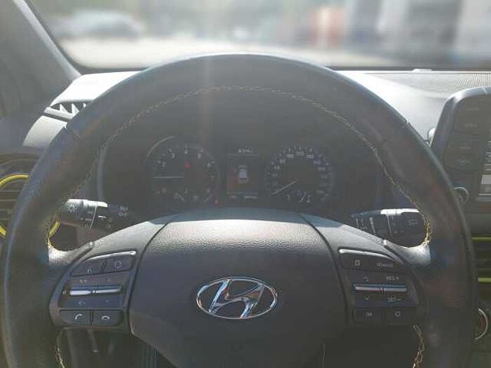 Hyundai Kona Advantage + 2WD*NAVI*PDC*KAMERA