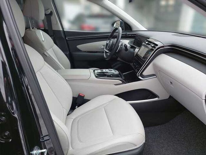 Hyundai Tucson Prime Plug-In Hybrid 4WD*NAVI*PDC*ALLRAD