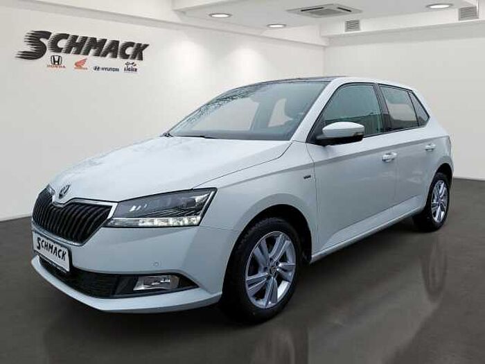 SKODA Fabia Ambition*PDC*NAVI*ACC