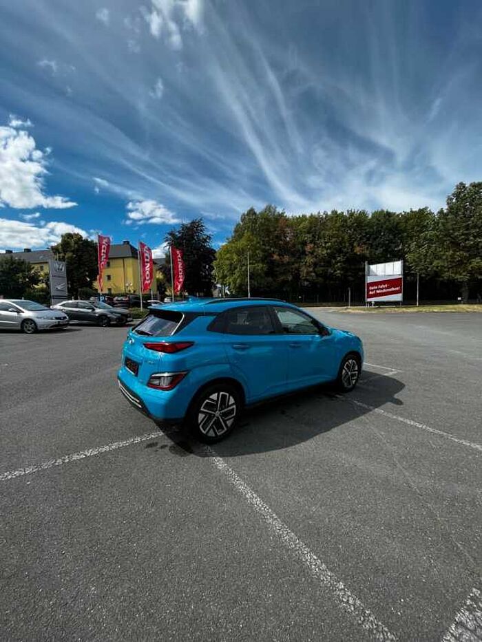 Hyundai Kona Prime Elektro 2WD*LEDER*NAVI*PDC*KAMERA
