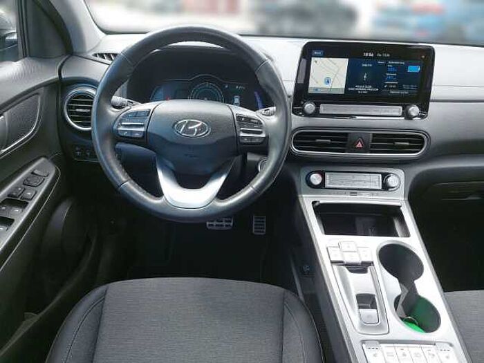 Hyundai Kona Advantage Elektro 2WD/Wärmepumpe/Navi