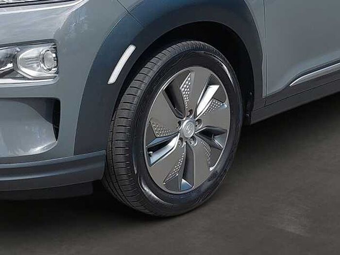 Hyundai Kona Advantage Elektro 2WD/Wärmepumpe/Navi